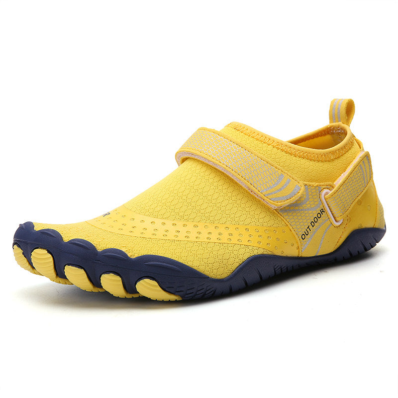 Outdoor lightweight waterproof shoes