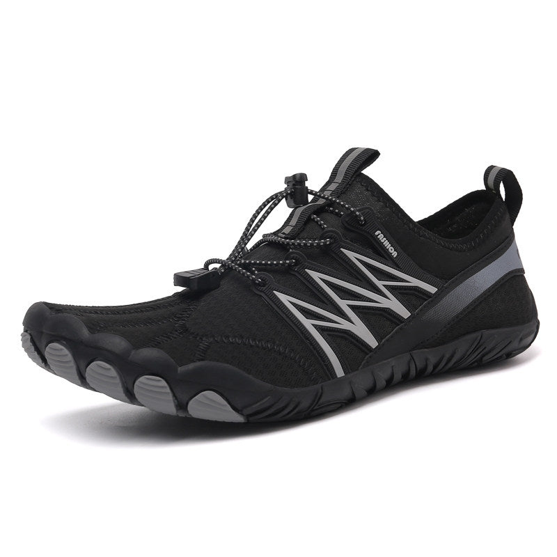 Outdoor lightweight waterproof shoes